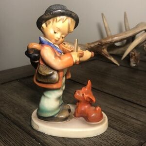 Hummel Puppy Love Figurine